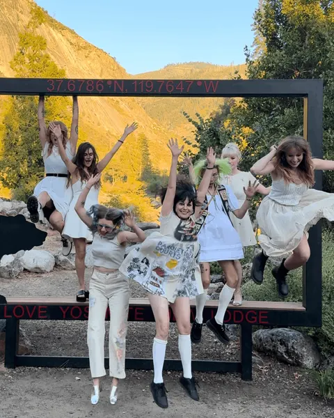 Death Valley Girls — La Maroquinerie