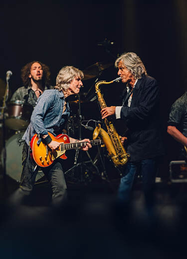 The Dire Straits Experience — Le Zénith