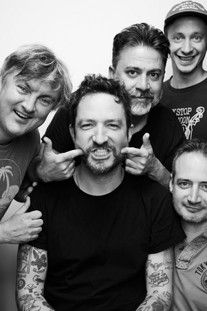 Affiche Frank Turner & The Sleeping Souls en concert à l’Alhambra
